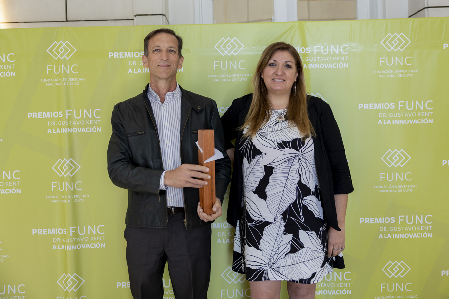 imagen Mirá la galería de fotos de la entrega de los Premios FUNC