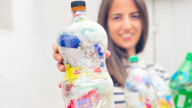 imagen Botellas de Amor Mendoza, la organización social reconocida en los Premios FUNC 2020