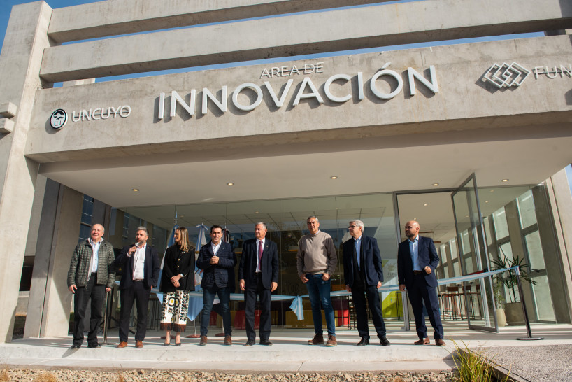 imagen La UNCuyo ya cuenta con el nuevo edificio del Área de Innovación en el Polo TIC, proyecto financiado con aportes de la FUNC